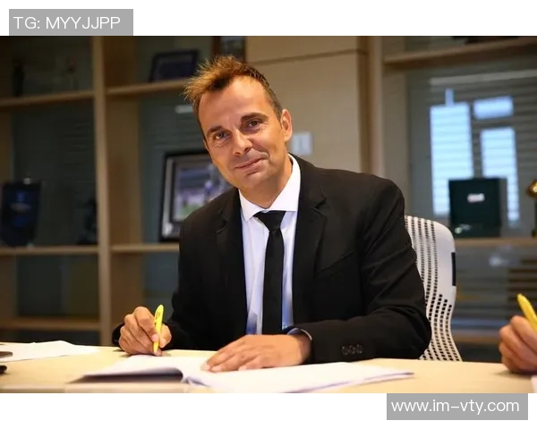 尼斯主帅海斯已被解雇普埃尔或将接任球队新帅