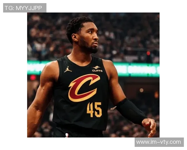 米切尔三分球突破803记跻身骑士队史第四位詹姆斯乐福加兰紧随其后 米切尔三分球突破803记跻身骑士队史第四位詹姆斯乐福加兰紧随其后